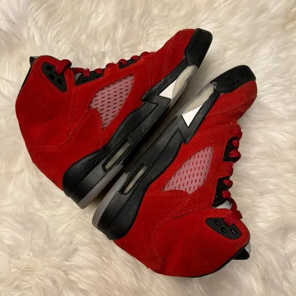Air Jordan 5 Retro Raging Bulls Nike Sneakers Shoes Size 5Y