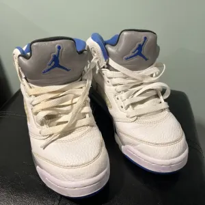 Air Jordan 5 Retro Stealth 5s 2021 size 5Y 440888-140