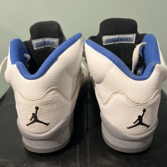 Air Jordan 5 Retro Stealth 5s 2021 size 5Y 440888-140