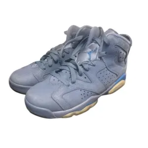 Air Jordan 6 Retro (GS) Size 6Y/ 7 1/2 Woman’s GUC