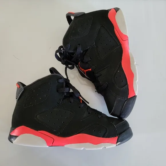 Air Jordan 6 Retro Infrared Young Shoes.