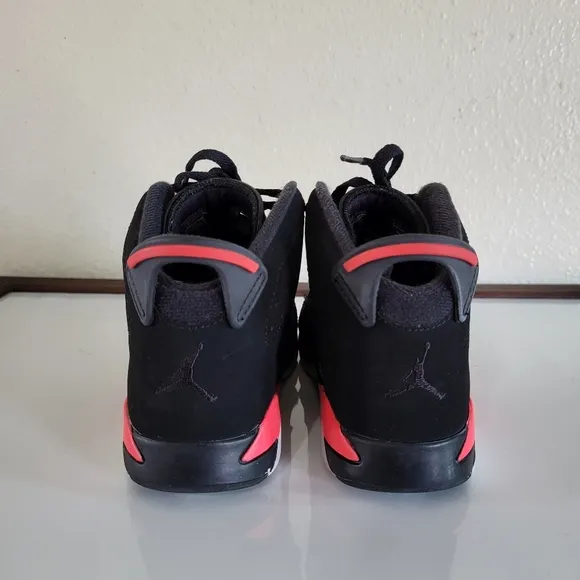 Air Jordan 6 Retro Infrared Young Shoes.