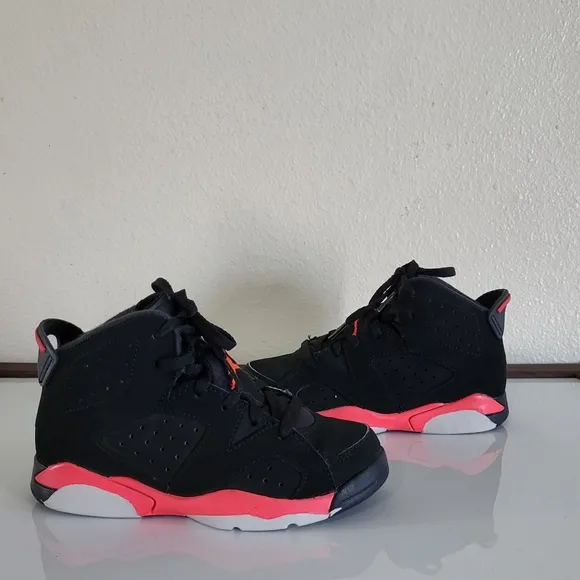 Air Jordan 6 Retro Infrared Young Shoes.