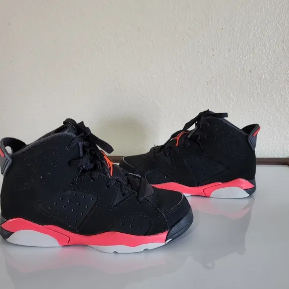Air Jordan 6 Retro Infrared Young Shoes.
