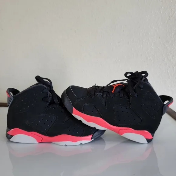 Air Jordan 6 Retro Infrared Young Shoes.