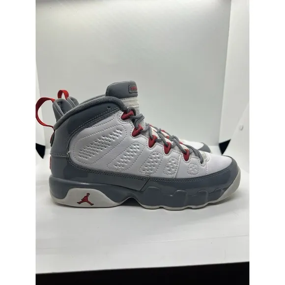 Air Jordan 9 Retro Fire Red Youth Size 7Y White Gray Shoes Sneakers CT8019-162