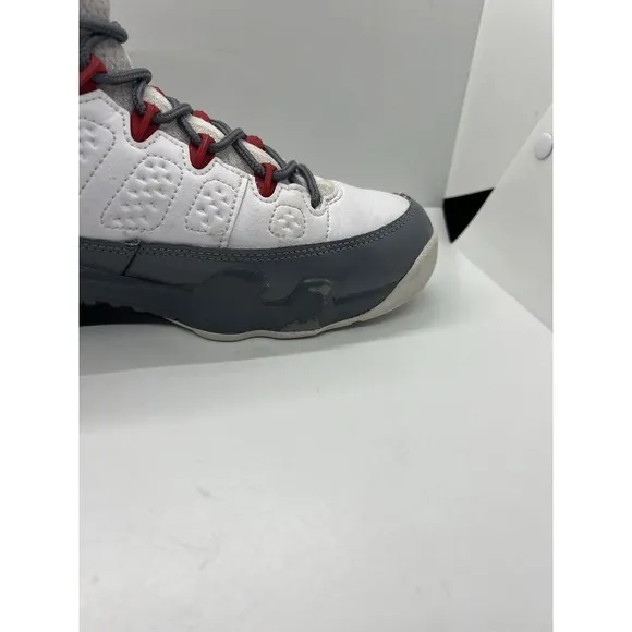 Air Jordan 9 Retro Fire Red Youth Size 7Y White Gray Shoes Sneakers CT8019-162