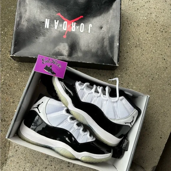 Air Jordan Retro 11 Concord (2018)