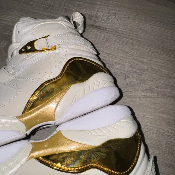 Air Jordan Retro 8 C&amp;C “Trophy”
