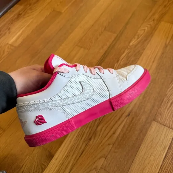 Air Jordan Retro V 1 White &amp; Pink Low OG Shoes