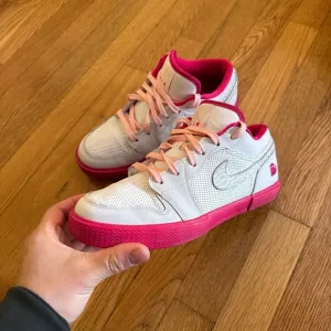 Air Jordan Retro V 1 White &amp; Pink Low OG Shoes