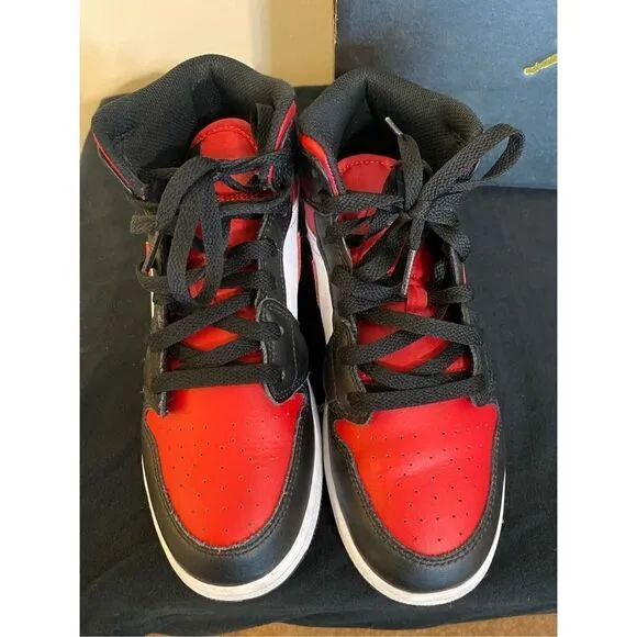 Air Jordan Boys GS 1 Mid Alternate Bred Toe Athletic Sneaker Shoes Size 5Y