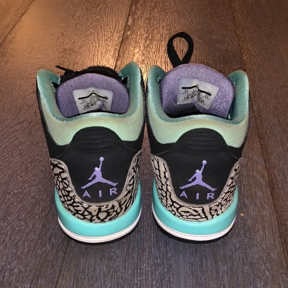 Air Jorden 3 Retro “Black Mint”