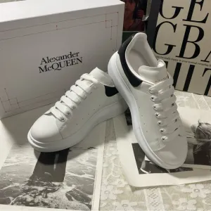 Alexander McQueen White and Black Athletic Shoes with Sleek Design💥✨🍇🍁