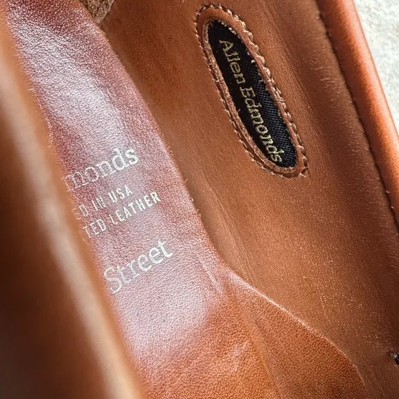 Allen Edmonds Hyde Street leather shoes size 9