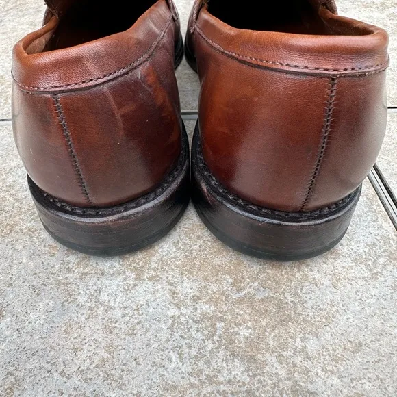 Allen Edmonds Hyde Street leather shoes size 9