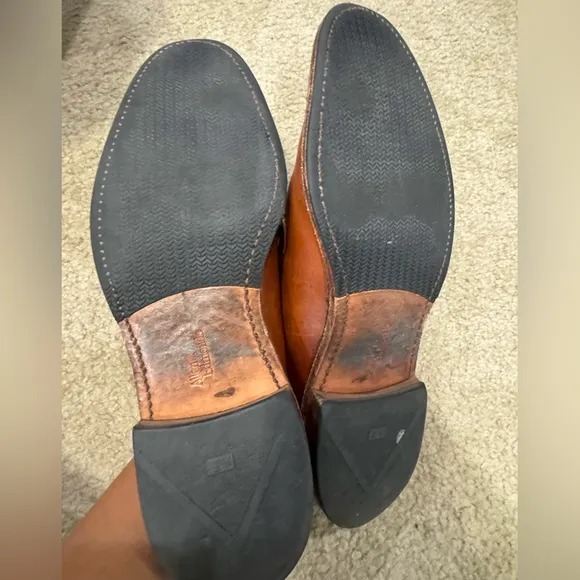 Allen Edmonds men’s dress shoes