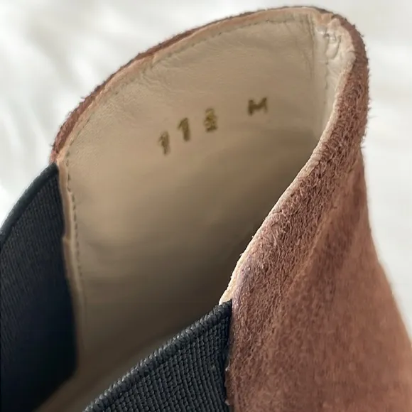 Amalfi by Rangoni “Enrico” Chelsea Boot
