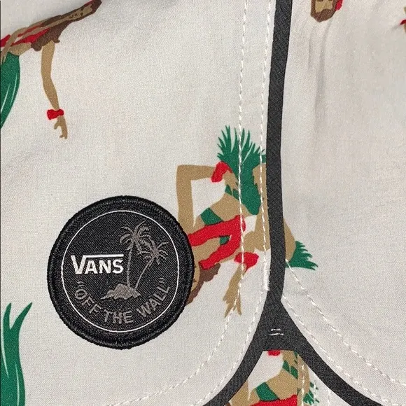 &gt;💙BOARD SHORT MIXED SCALLOP HAWAIIAN DANCING PRINT SWIM BRAND NEW VANS