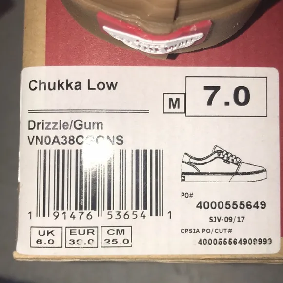 &gt;Ⓜ️CHUKKA LOW TOP LACE UP CANVAS/SUEDE (LIGHT GRAY) DRIZZLE/GUM👟 BRAND NEW VANS