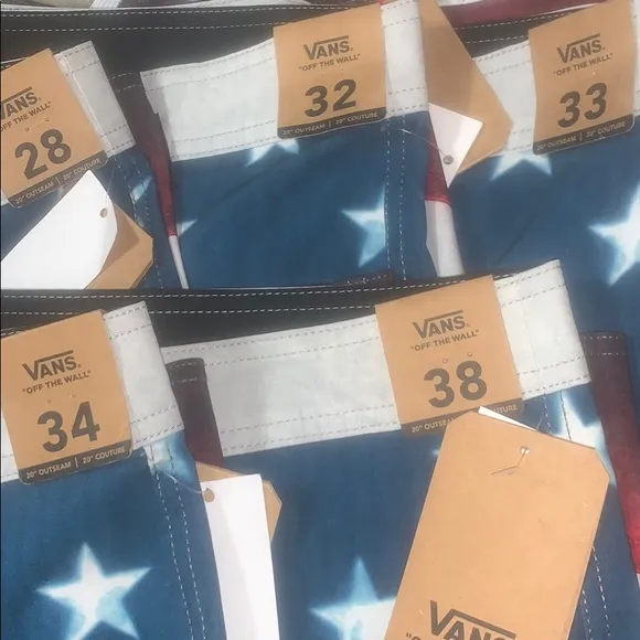 &gt;💙ERA BOARDSHORT STRIPES BLUE RED, WHITE WAIST BAND SWIM SHORTS BRAND NEW VANS