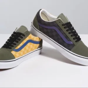 &gt;Ⓜ️OLD SKOOL OTW RALLY CHECKER DEEP LICHEN GREEN YELLOW BRAND NEW MENS VANS