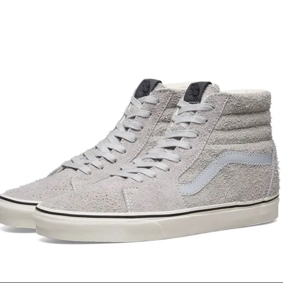 &gt;👤SK8-HI TOP WORLD’S #1 SKATEBOARD HAIRY SUEDE GRAY DOWN WHITE BRAND NEW VANS