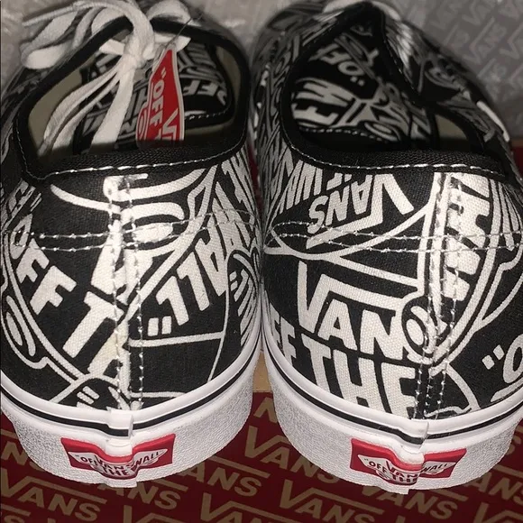 &gt;👤VANS AUTHENTIC (OTW REPEAT) BLACK/TRUE WHITE  LACE UP LOW CUT BRAND NEW RARE