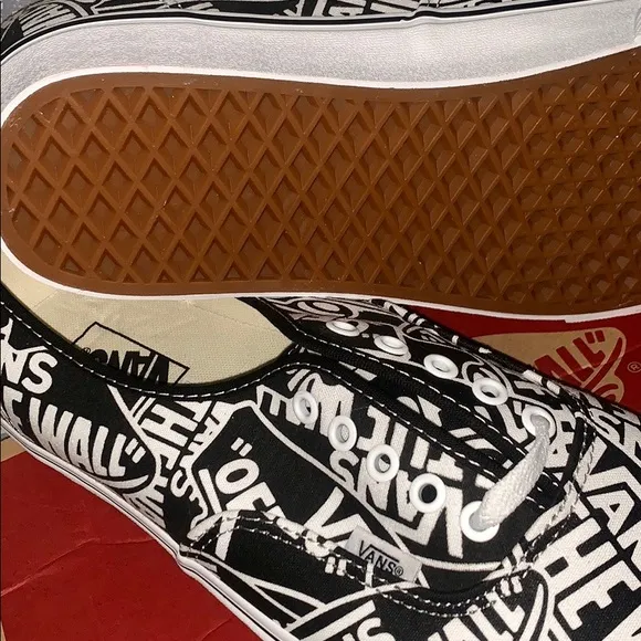 &gt;👤VANS AUTHENTIC (OTW REPEAT) BLACK/TRUE WHITE  LACE UP LOW CUT BRAND NEW RARE