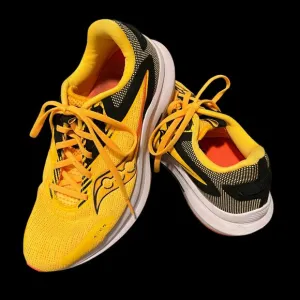 &quot;Axon 2 Men's Running Shoes - Yellow/Black, Size 8.5 US&quot; Pre-owned