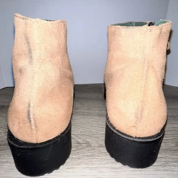 Andre Assous Tala Ankle Boot Side Zip Brown Suede Sz.39 EU / 9