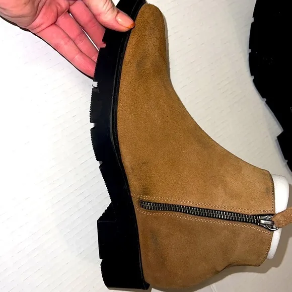 Andre Assous Tala Ankle Boot Side Zip Brown Suede Sz.39 EU / 9