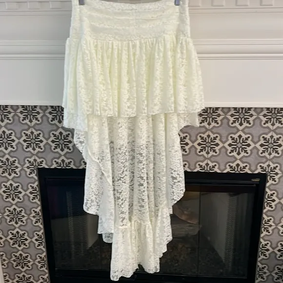 Anthro Tach Clothing Lace High-Low Ruffle Skirt Blanca Boho Coastal Cowgirl L