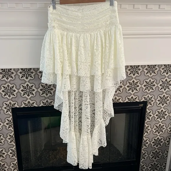 Anthro Tach Clothing Lace High-Low Ruffle Skirt Blanca Boho Coastal Cowgirl L