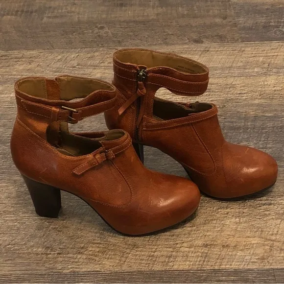 Anthropologie Schuler and Sons Ankle Strap Boots