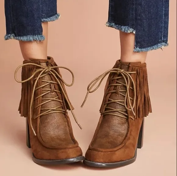 Anthropologie Vanessa Wu Brown Suede Fringed Lace Up Moccasin Booties Size 37