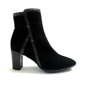 AQUATALIA BLACK SUEDE LEATHER TRIM CHUNKY HEEL ANKLE BOOTS