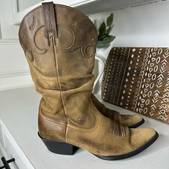 Ariat Brown Distressed Leather Slouchy Western Cowboy Boot Women's - Size 9.5B
