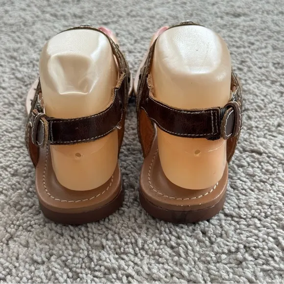 Ariat Brown Leather Studded Thong Sandals Size 6 Boho Coachella Western