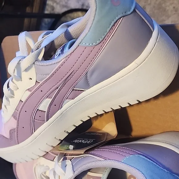ASICS Women's  Japan S PF Sneakers Purple and White colorway Sneakers size 10.5