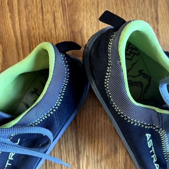 Astral Brewer 2.0 Navy Blue Gray‎ Water Shoes Mens Size 9 Minimalist Sneakers