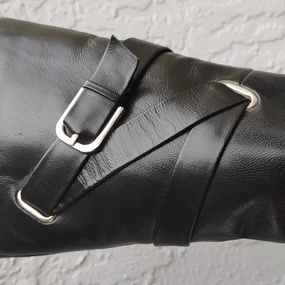 AVELA BELLINI LADIES CHIC HEELED BUCKLED METAL DETAIL LEATHER BOOTS