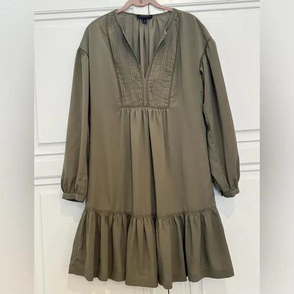 Banana Republic Boho Drop Waist Long Sleeve Pleated Neck Knee Length Dress Olive