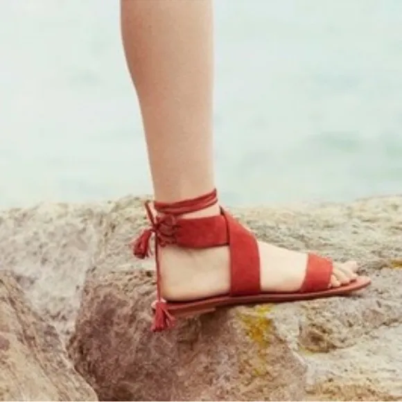 Banana republic Rust Burt Red suede leather sandals, ankle ties s 8.5