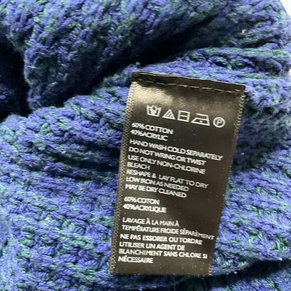 BDG Sweater