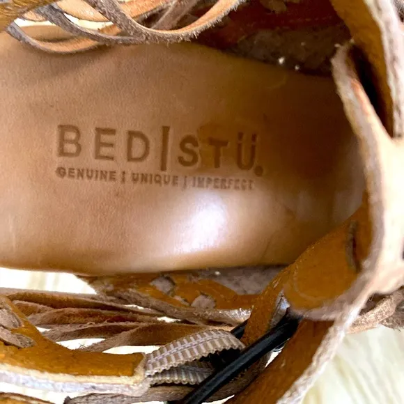 Bed Stu Distressed Leather Platform Buckles Sandals Wood Heals New w/ Stickers