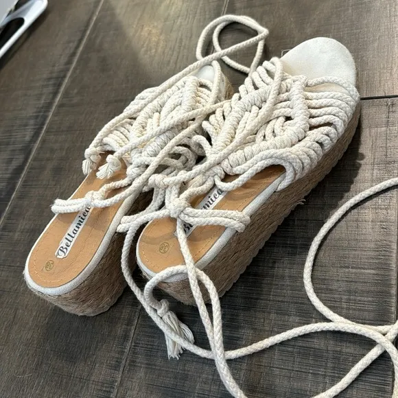 BELLAMICA BRAIDED SUMMER SANDALS SIZE 8 (38)