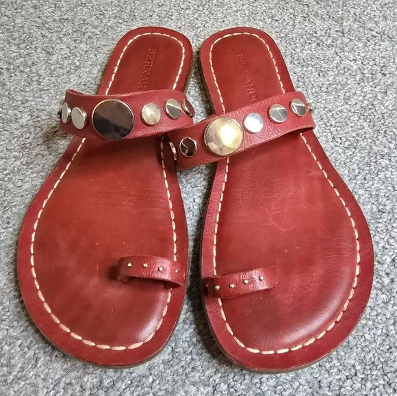 Bernardo Flat Red Leather Silver Metal Accents Sandal Size 7.5 Boho Western