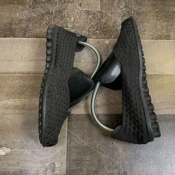 Bernie Mev womens 39 / US 8 shoes catwalk black woven slip on minimalist comfort