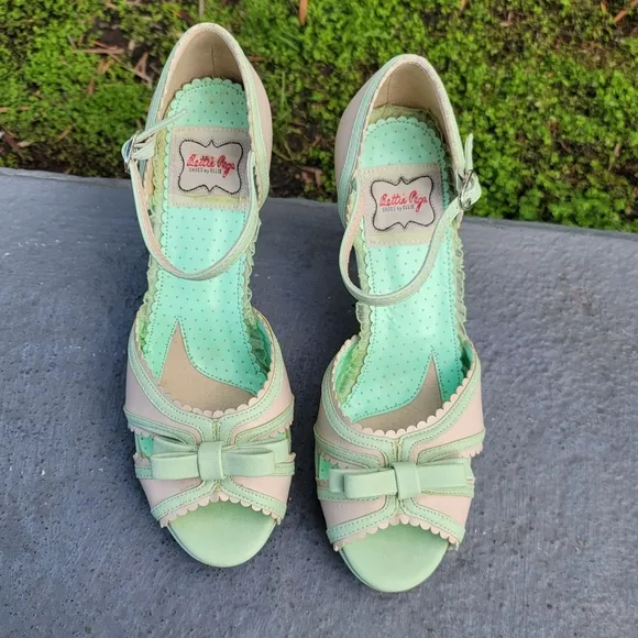 Bettie Page 'Sue' Mint and Cream Women's 4&quot; Heels
